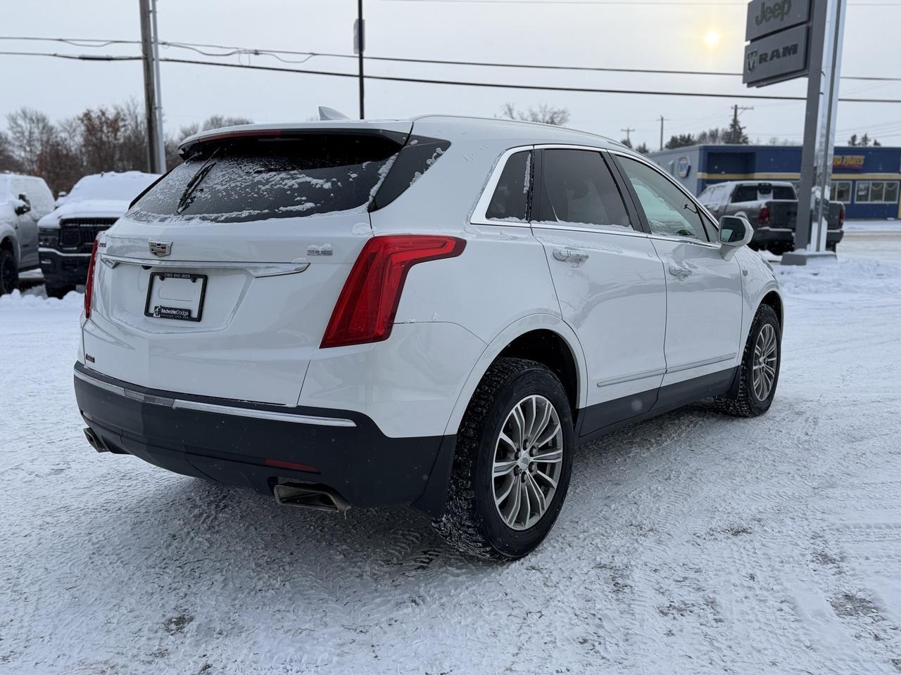 2017 Cadillac XT5 Luxury FWD Redwater AB