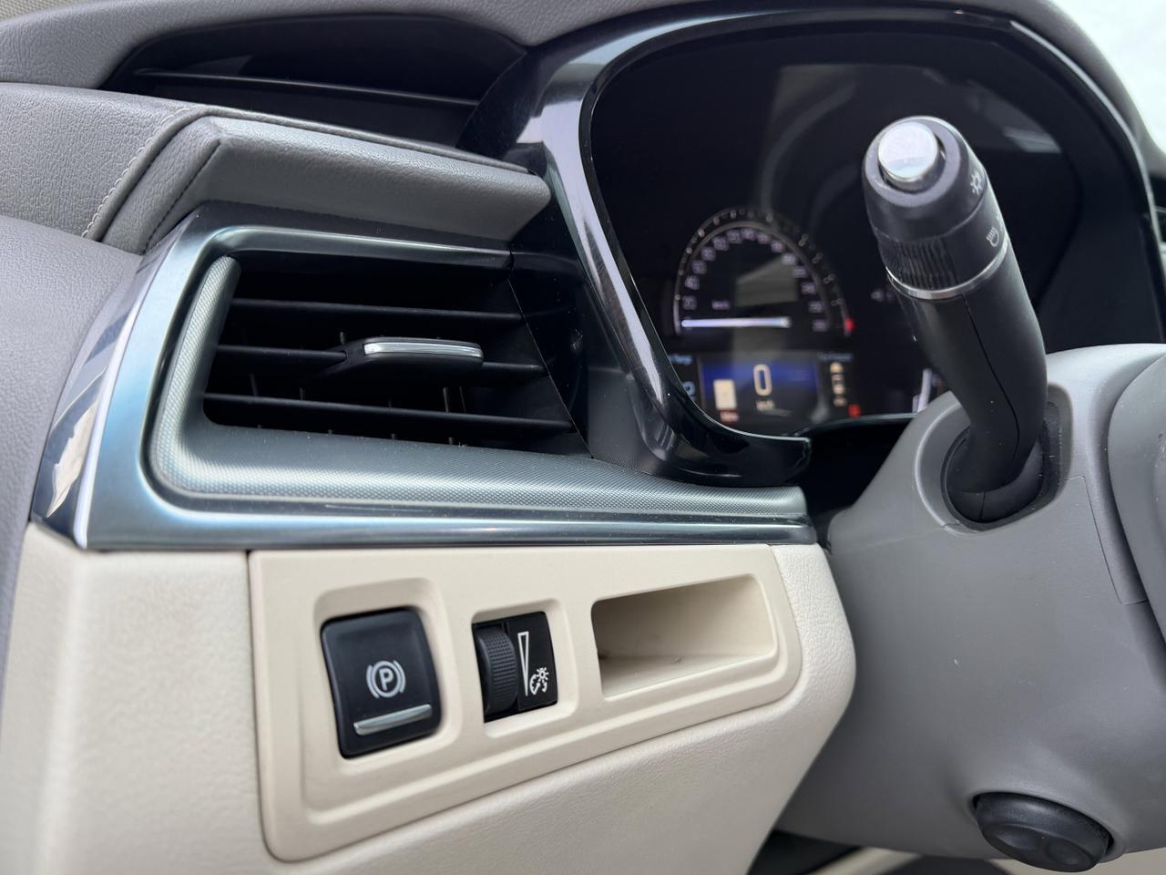 2017 Cadillac XT5 Luxury FWD Redwater AB