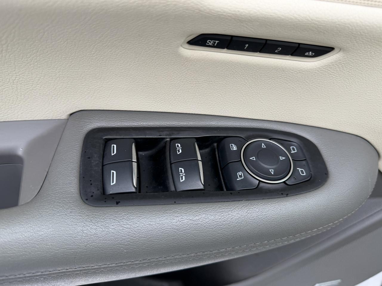 2017 Cadillac XT5 Luxury FWD Redwater AB