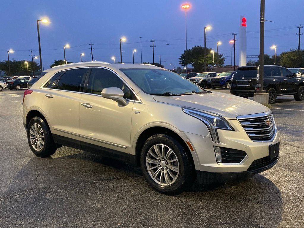 2017 Cadillac XT5 Luxury