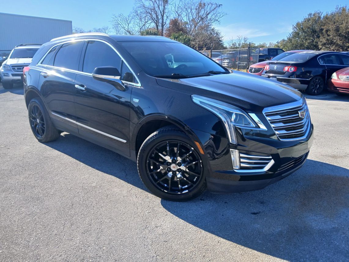 2017 Cadillac XT5 Luxury Sport Utility 4D