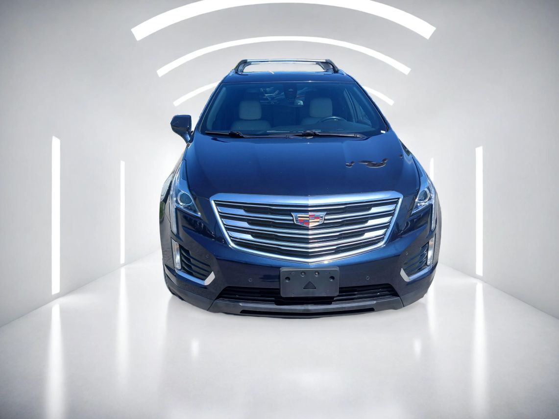 2017 Cadillac XT5 Luxury Sport Utility 4D