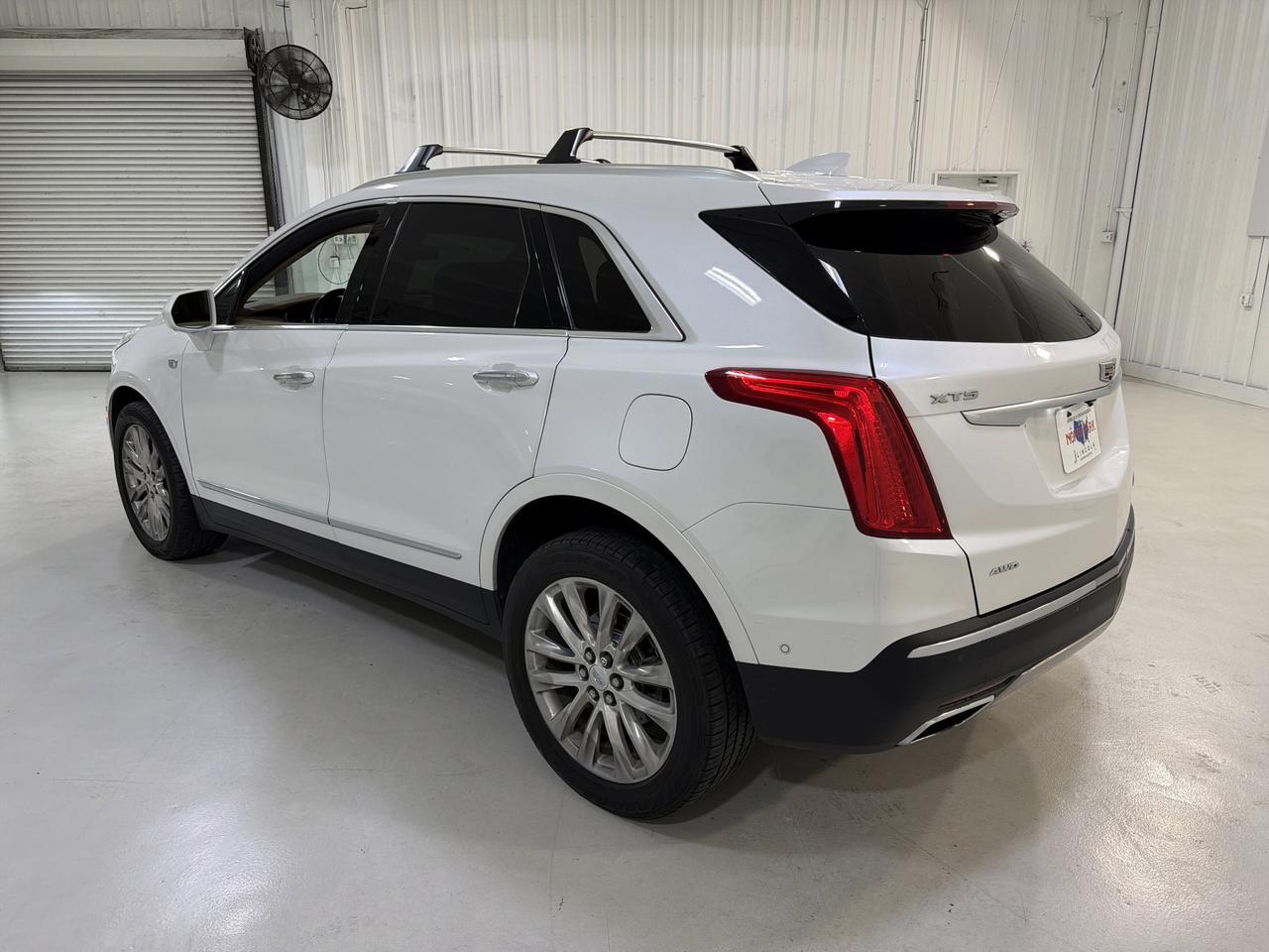 2017 Cadillac XT5 Platinum AWD
