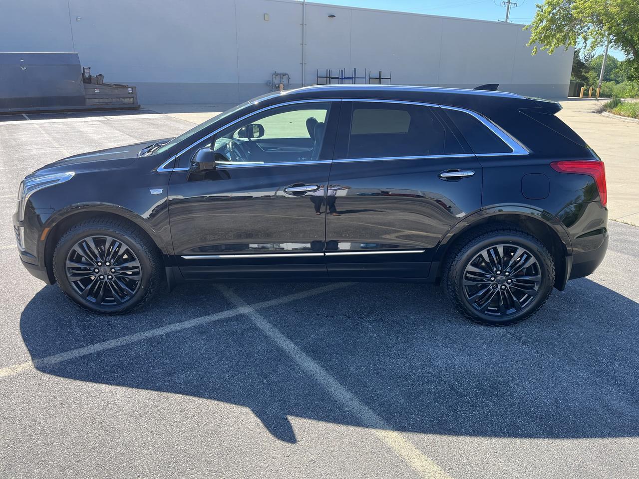 2017 Cadillac XT5 Premium Luxury AWD TraileringEquipment w/Sunroof Nav HtdCldMemLthr HtdSteeringWheel
