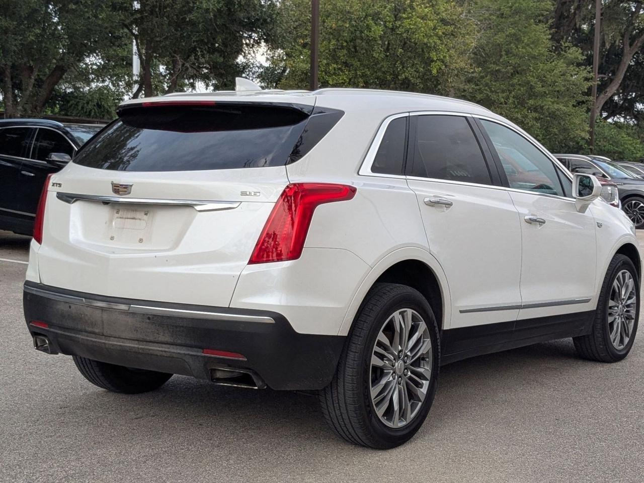 2017 Cadillac XT5 Premium Luxury FWD