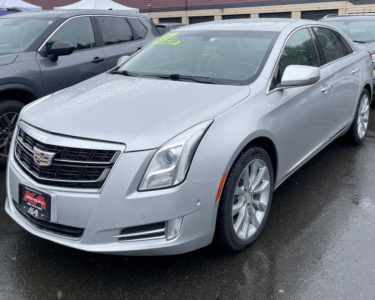 2017 Cadillac XTS Luxury Sedan 4D