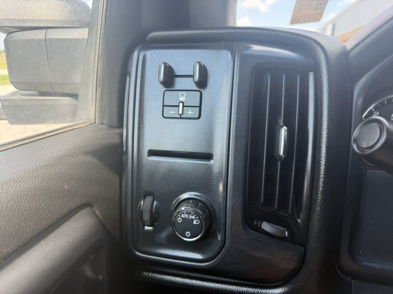 2017 Chevrolet 3500HD DRW 4x4 Utility Work Truck Collinsville OK