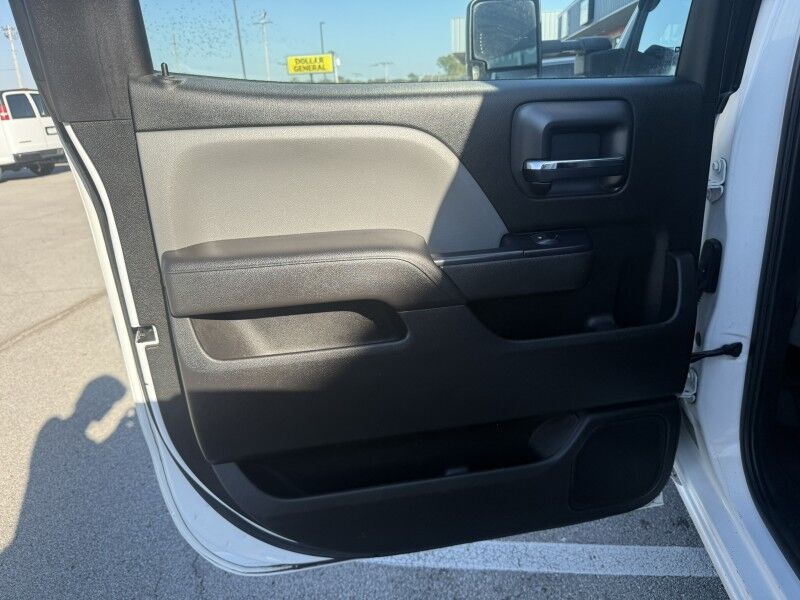2017 Chevrolet 3500HD DRW 4x4 Utility Work Truck Collinsville OK