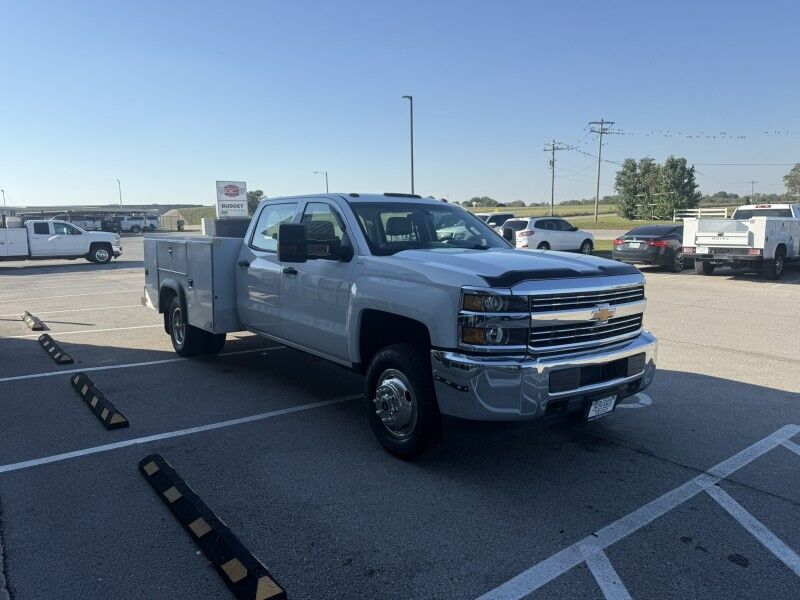 2017 Chevrolet 3500HD DRW 4x4 Utility Work Truck Collinsville OK