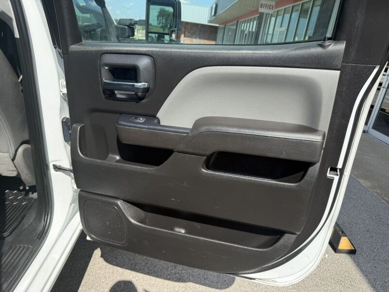 2017 Chevrolet 3500HD DRW 4x4 Utility Work Truck Collinsville OK