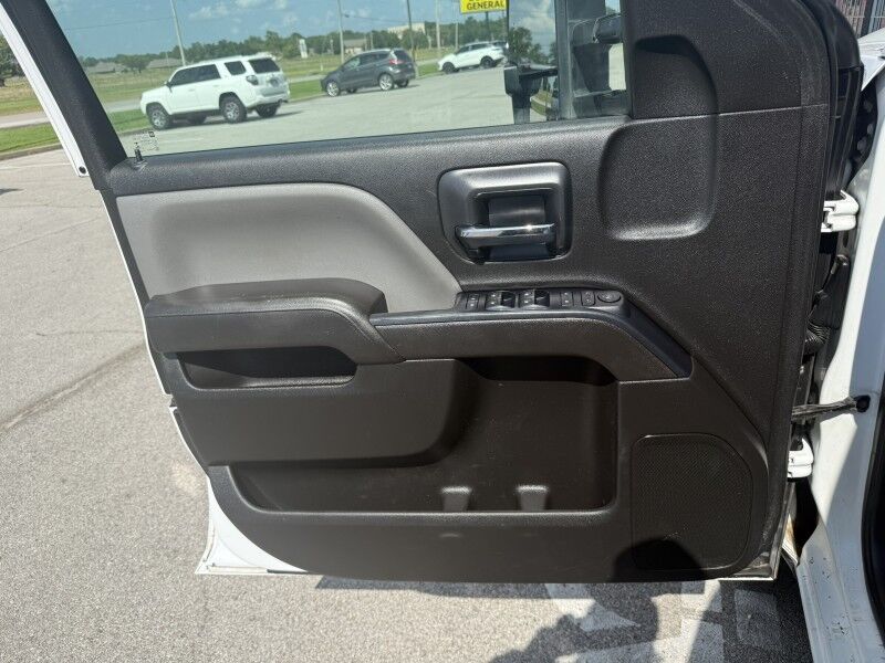2017 Chevrolet 3500HD DRW 4x4 Utility Work Truck Collinsville OK