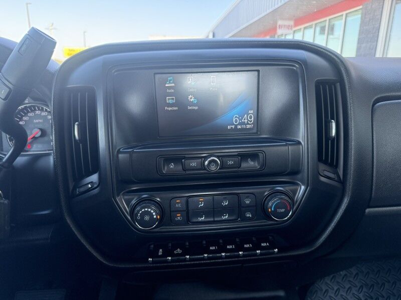 2017 Chevrolet 3500HD DRW 4x4 Utility Work Truck Collinsville OK