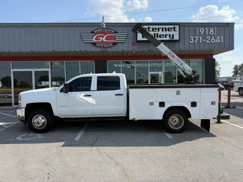 2017 Chevrolet 3500HD DRW 4x4 Utility w/ Stellar Crane Work Truck Collinsville OK