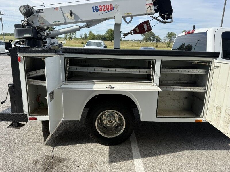 2017 Chevrolet 3500HD DRW 4x4 Utility w/ Stellar EC3200 Crane Work Truck Collinsville OK