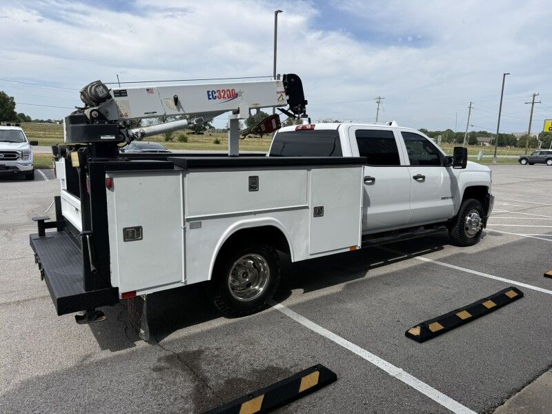 2017 Chevrolet 3500HD DRW 4x4 Utility w/ Stellar EC3200 Crane Work Truck Collinsville OK
