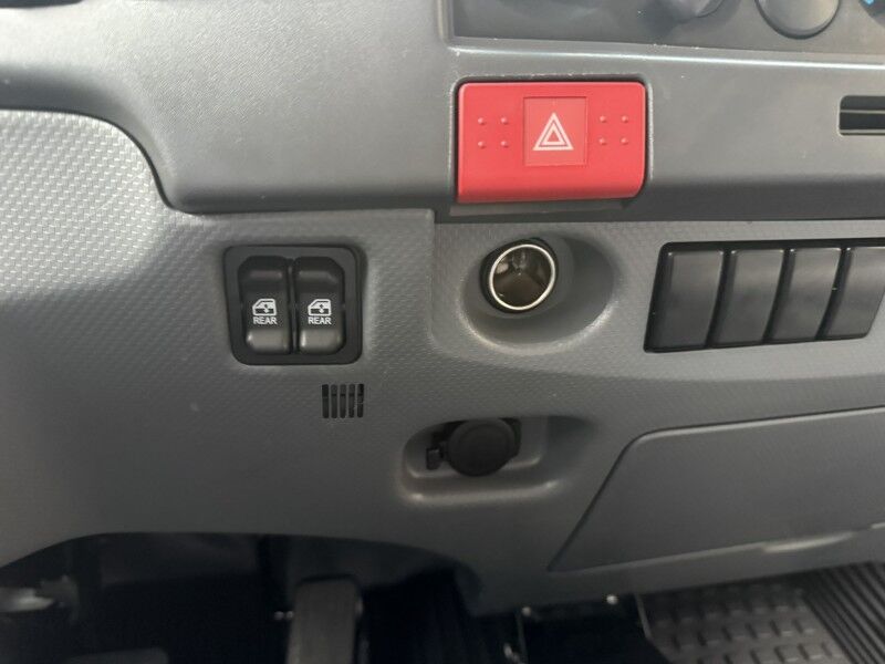 2017 Chevrolet 4500HD Crew Cab Box Truck Collinsville OK