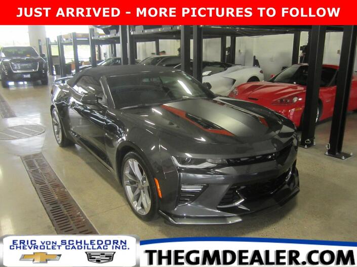 2017 Chevrolet Camaro 2SS 50th Anniversary Conv Auto wBlackTop /Nav 20s OrangeBrakeCalipers HtdCldMemLthr DualModeExhaust Milwaukee WI