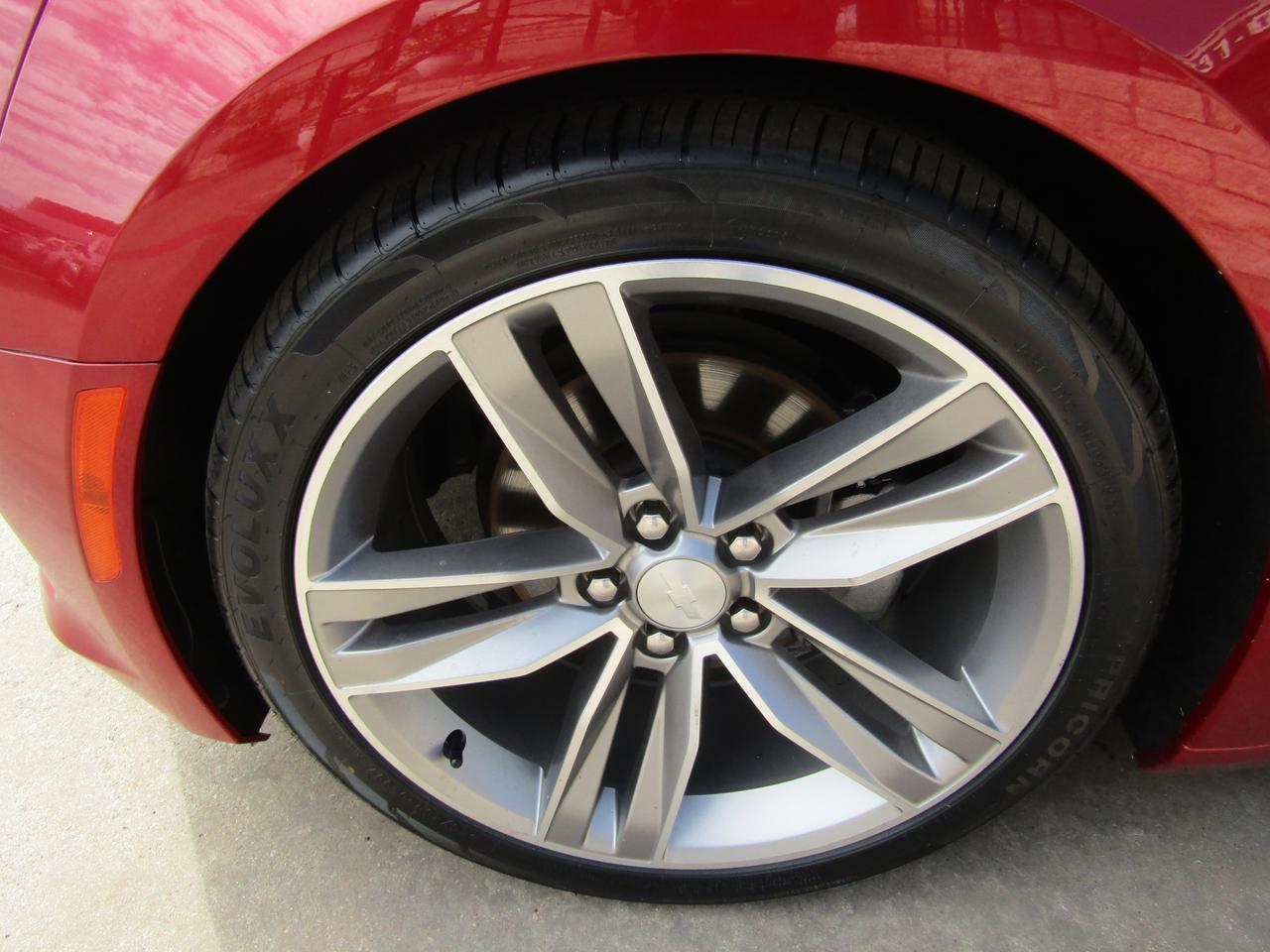 2017 Chevrolet Camaro 2dr Cpe 1LT Grand Prairie TX