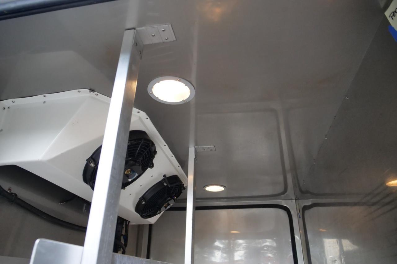 2017 Chevrolet Colorado / HOT & COLD Refrigerated Body / Food Truck! Lincolnton NC
