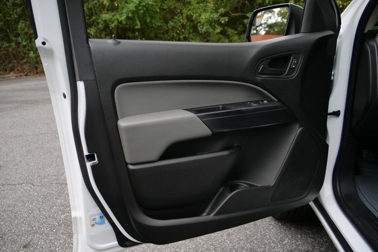 2017 Chevrolet Colorado / HOT & COLD Refrigerated Body / Food Truck! Lincolnton NC