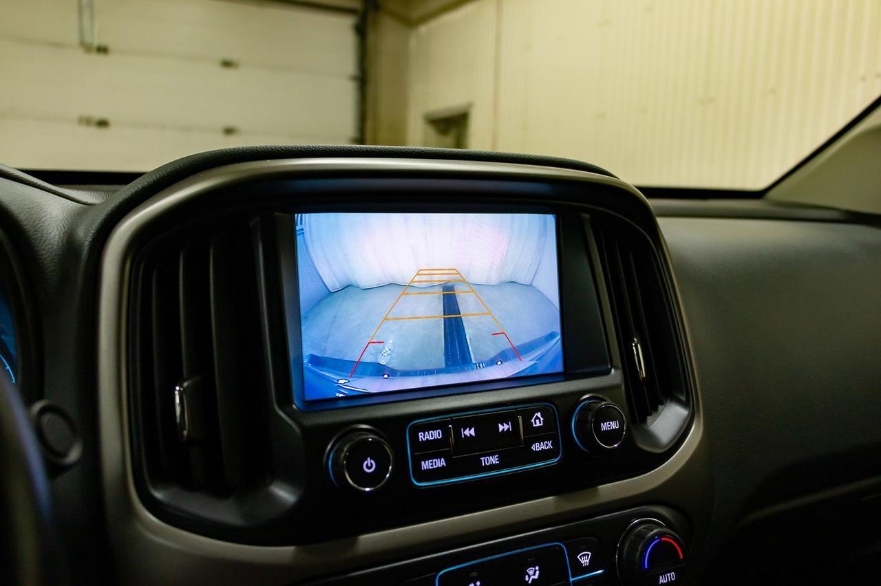 2017 Chevrolet Colorado 4x4 Crew Cab LT Z71 Leather Nav BCam Red Deer AB