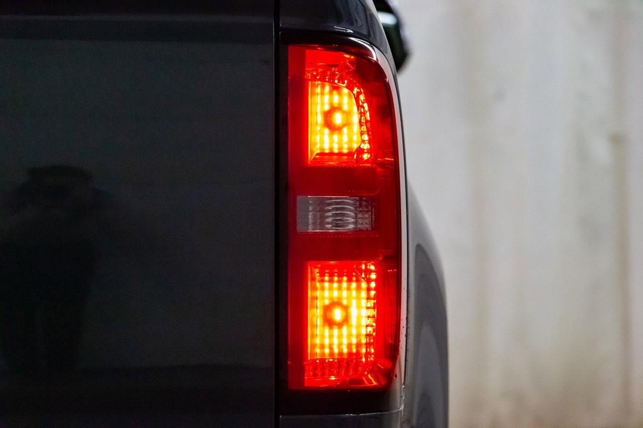 2017 Chevrolet Colorado 4x4 Crew Cab LT Z71 Leather Nav BCam Red Deer AB