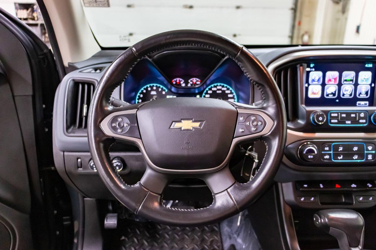 2017 Chevrolet Colorado 4x4 Crew Cab LT Z71 Leather Nav BCam Red Deer AB
