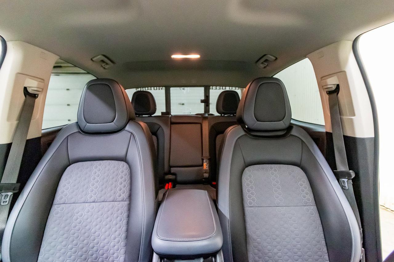 2017 Chevrolet Colorado 4x4 Crew Cab LT Z71 Leather Nav BCam Red Deer AB