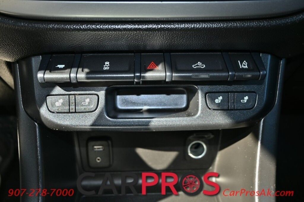 2017 Chevrolet Colorado LT - 4X4 - 3.6L V6 - Crew Cab - Chrome Luxury Pkg - Convenience Pkg - Auto Start - Heated Leather Seats - Front Collision Alert & Lane Departure - Back Up Camera - Tonneau Cover - Tow Pkg Anchorage AK