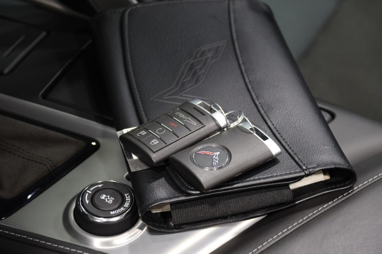 2017 Chevrolet Corvette Stingray Z51 w/3LT 2dr Coupe Skokie IL