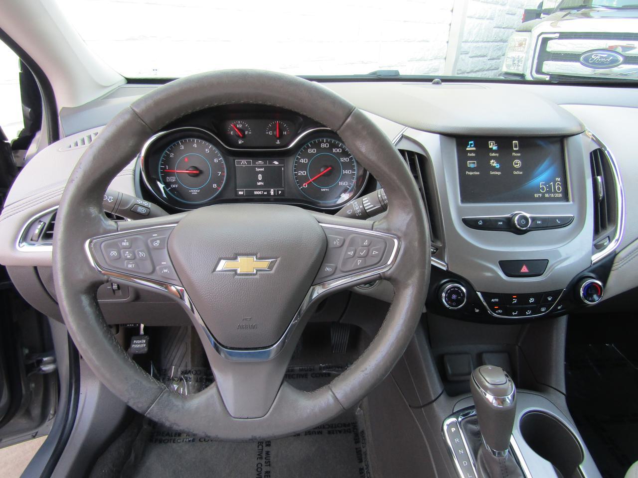2017 Chevrolet Cruze 4dr HB 1.4L Premier w/1SF Grand Prairie TX