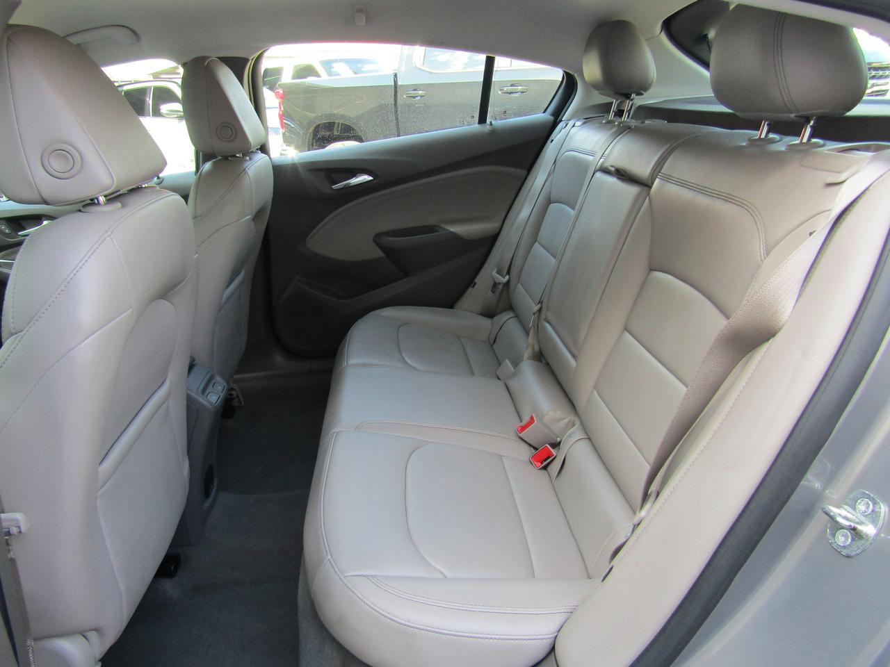 2017 Chevrolet Cruze 4dr HB 1.4L Premier w/1SF Grand Prairie TX