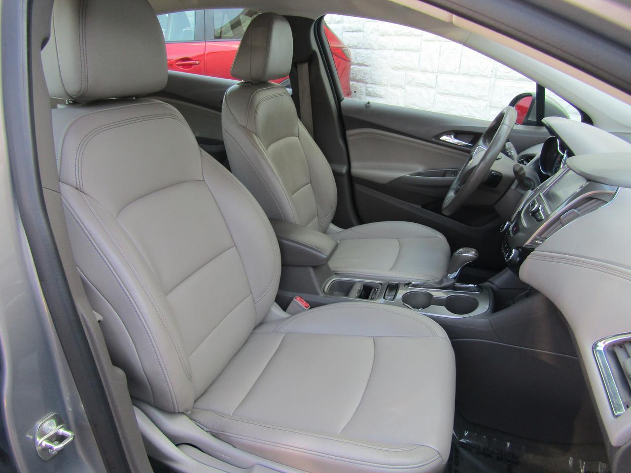 2017 Chevrolet Cruze 4dr HB 1.4L Premier w/1SF Grand Prairie TX