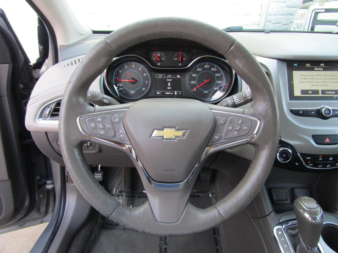 2017 Chevrolet Cruze 4dr HB 1.4L Premier w/1SF Grand Prairie TX
