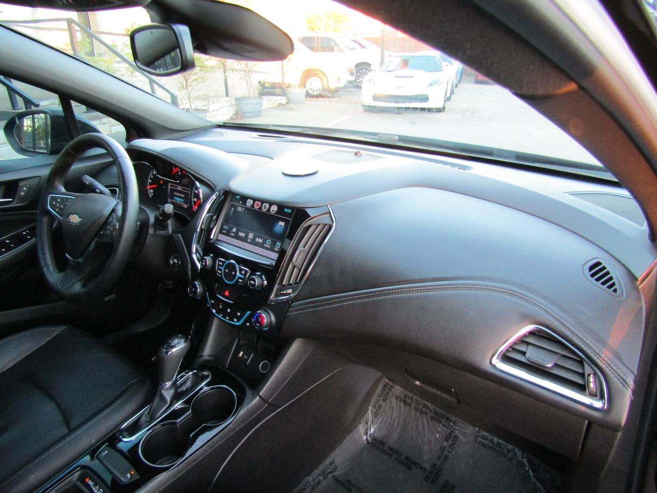 2017 Chevrolet Cruze 4dr HB 1.4L Premier w/1SF Grand Prairie TX