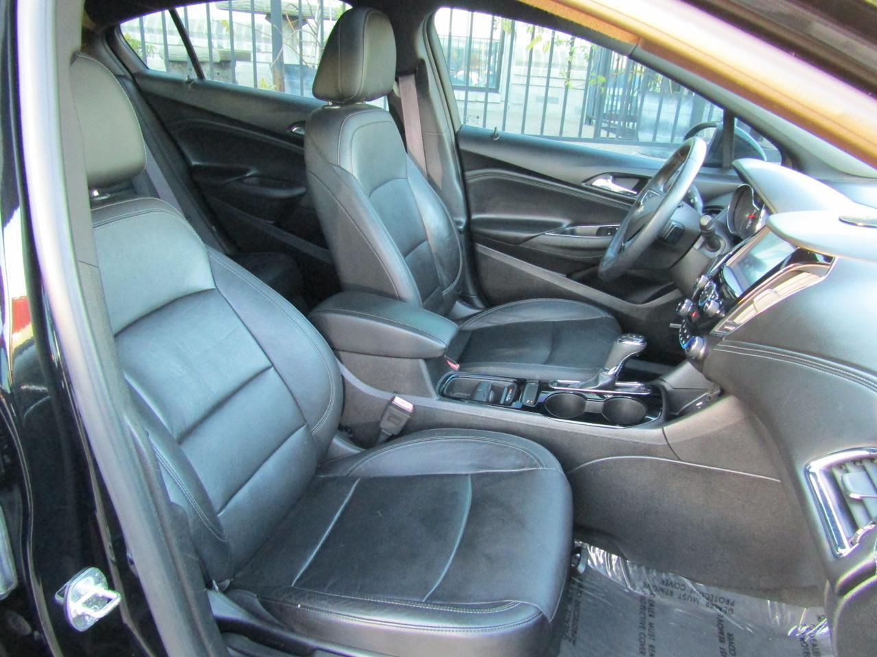 2017 Chevrolet Cruze 4dr HB 1.4L Premier w/1SF Grand Prairie TX