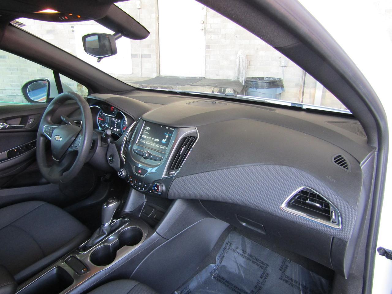 2017 Chevrolet Cruze 4dr Sdn 1.4L LT w/1SD Grand Prairie TX