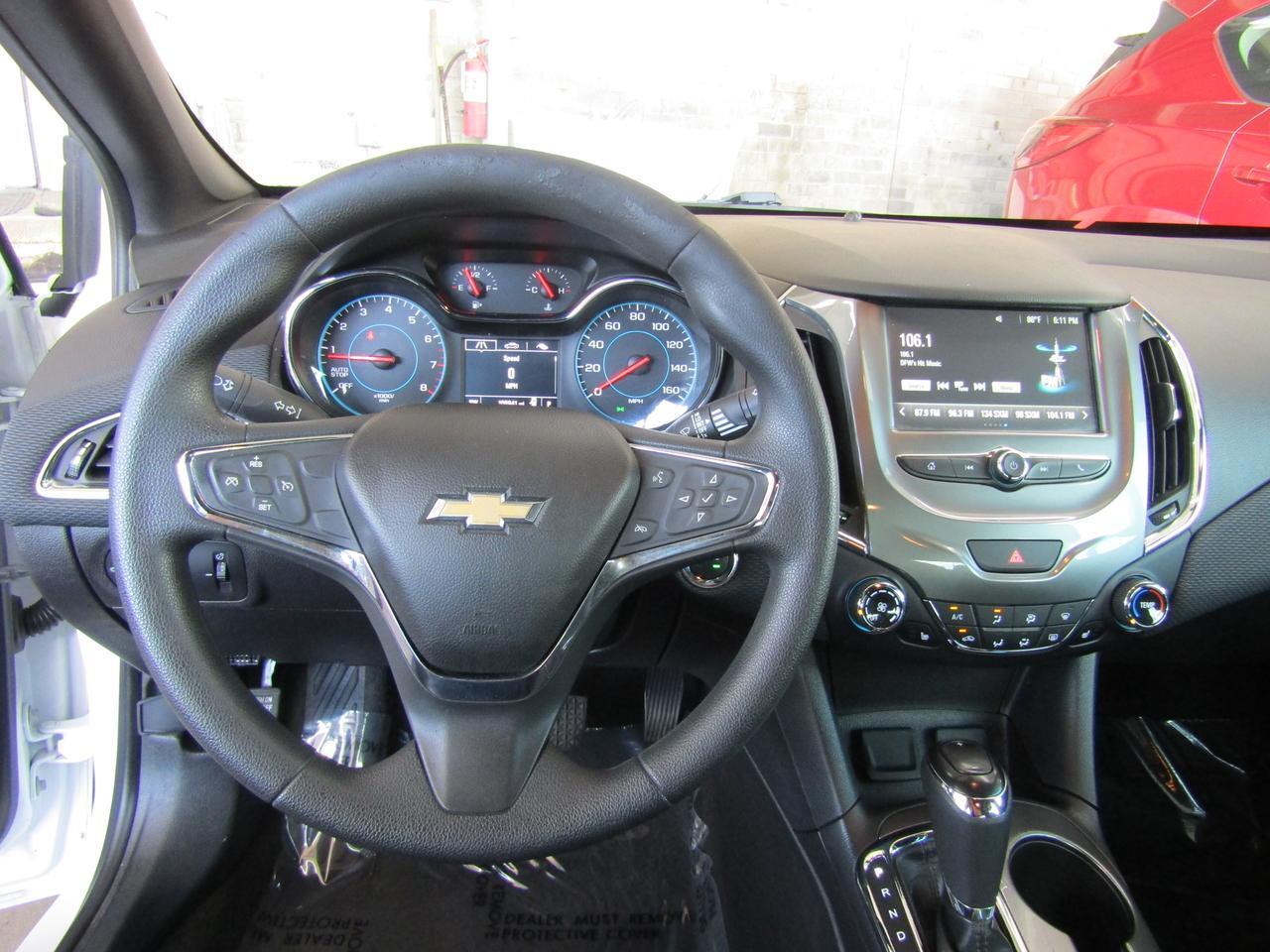 2017 Chevrolet Cruze 4dr Sdn 1.4L LT w/1SD Grand Prairie TX