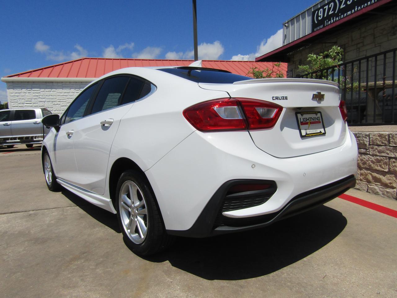 2017 Chevrolet Cruze 4dr Sdn 1.4L LT w/1SD Grand Prairie TX