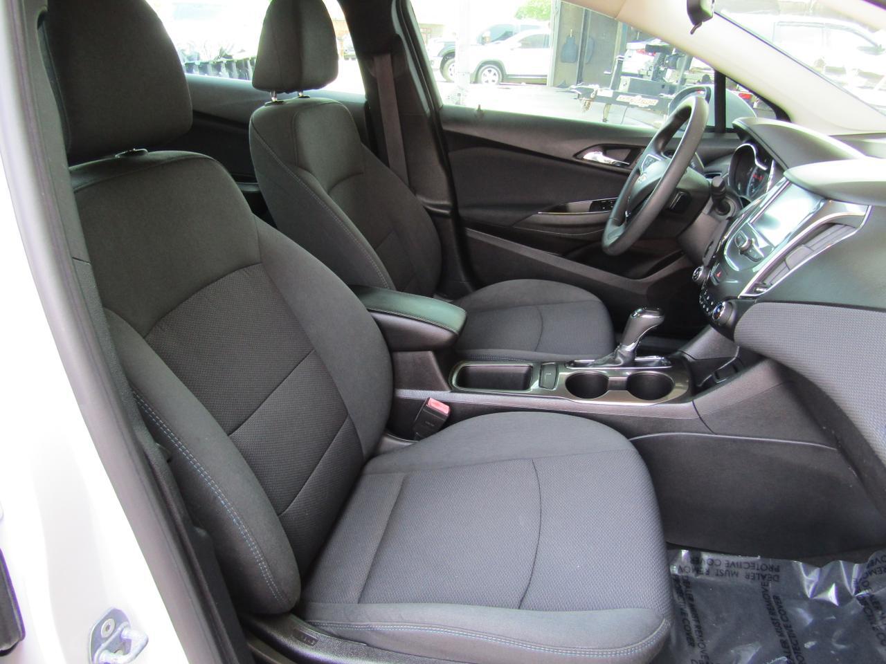 2017 Chevrolet Cruze 4dr Sdn 1.4L LT w/1SD Grand Prairie TX