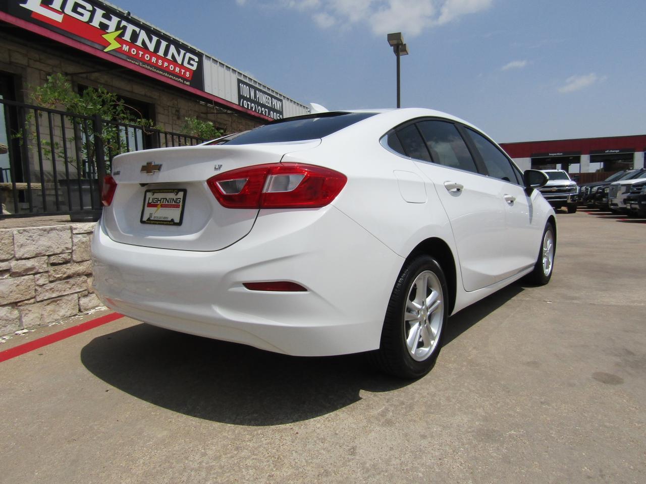 2017 Chevrolet Cruze 4dr Sdn 1.4L LT w/1SD Grand Prairie TX