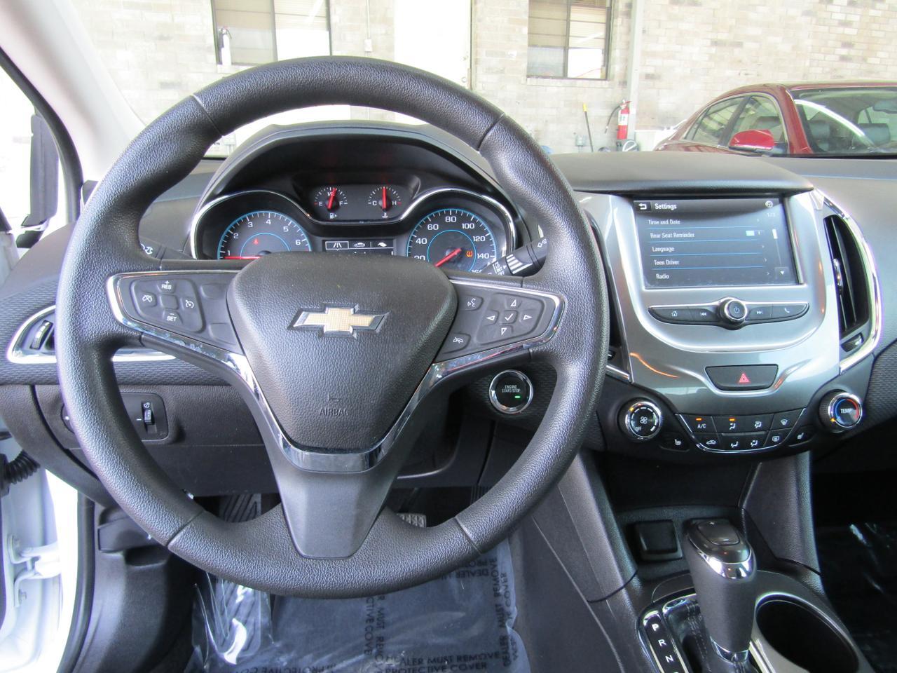 2017 Chevrolet Cruze 4dr Sdn 1.4L LT w/1SD Grand Prairie TX