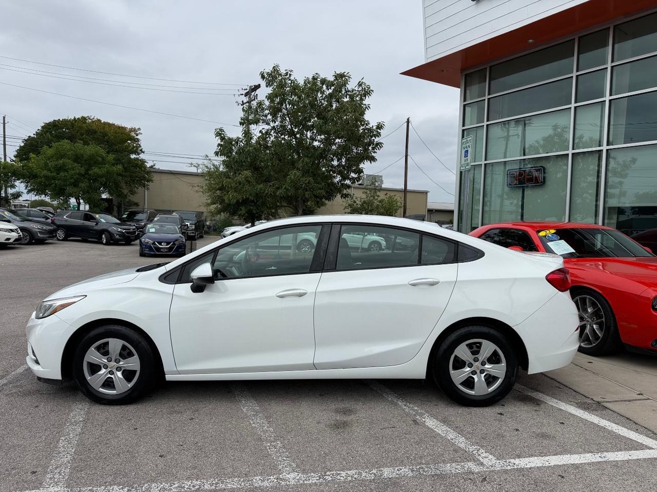 2017 Chevrolet Cruze LS Auto