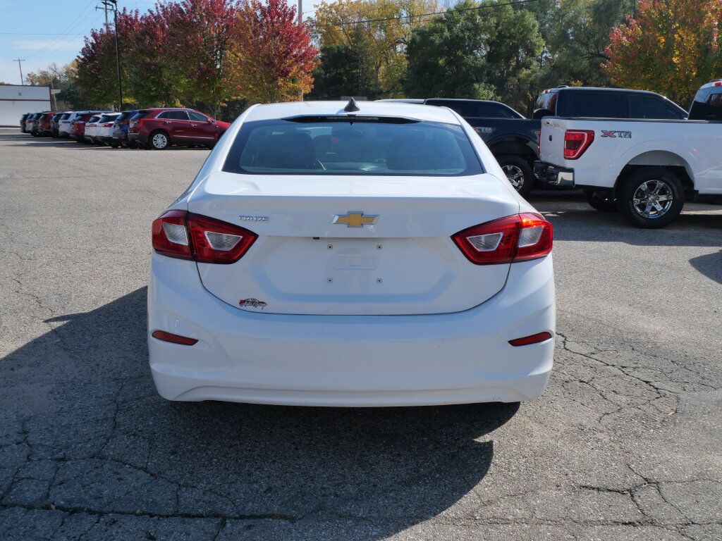 2017 Chevrolet Cruze LS Mt Pleasant MI