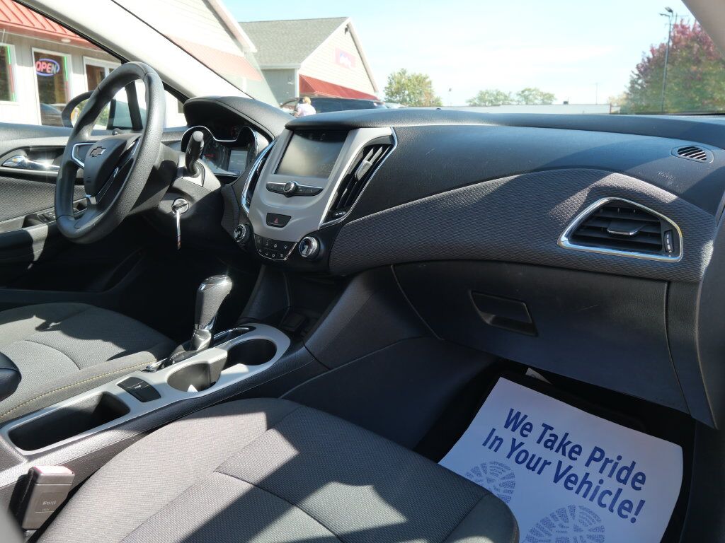 2017 Chevrolet Cruze LS Mt Pleasant MI