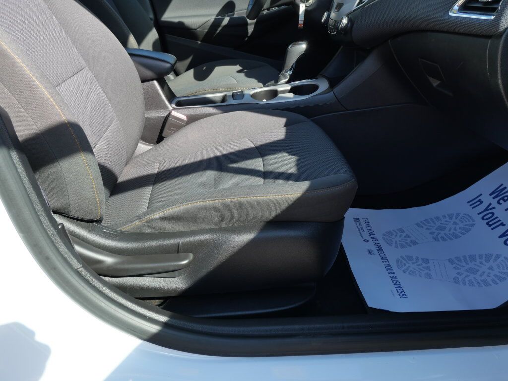 2017 Chevrolet Cruze LS Mt Pleasant MI