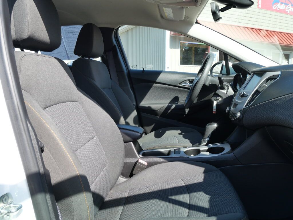 2017 Chevrolet Cruze LS Mt Pleasant MI