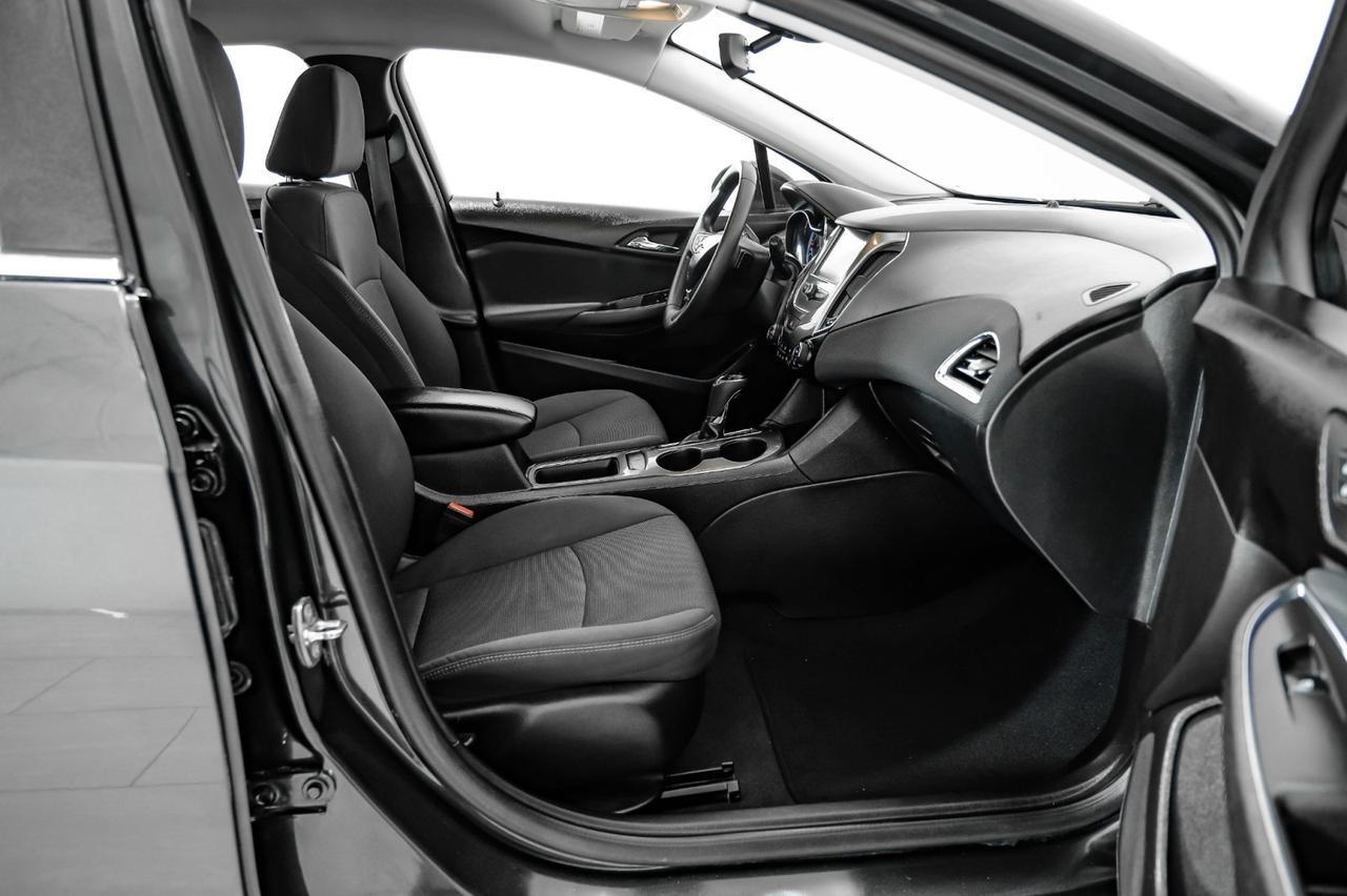 2017 Chevrolet Cruze LT AUTOMATIC HEATED SEATS REAR CAMERA KEYLESS START BLUETOOTH PO Carrollton TX