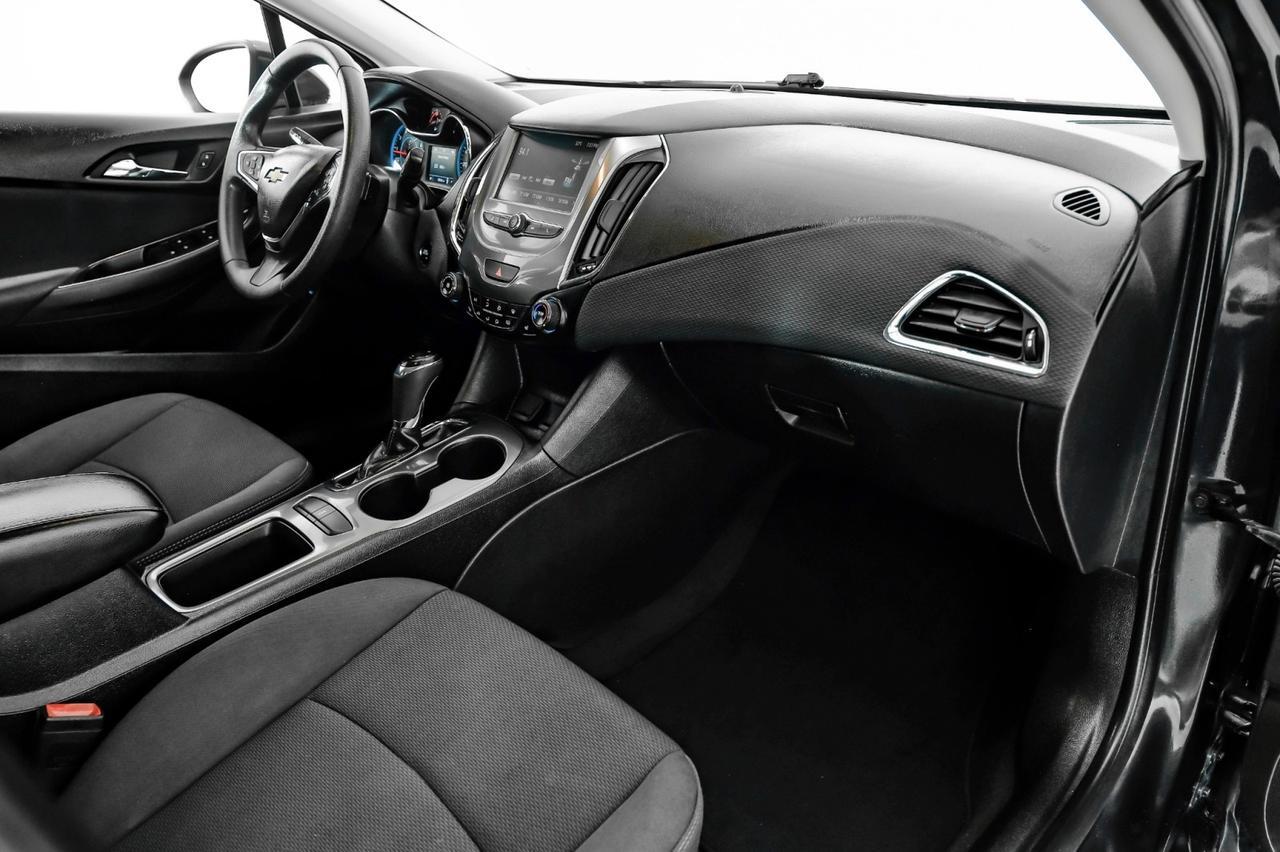 2017 Chevrolet Cruze LT AUTOMATIC HEATED SEATS REAR CAMERA KEYLESS START BLUETOOTH PO Carrollton TX