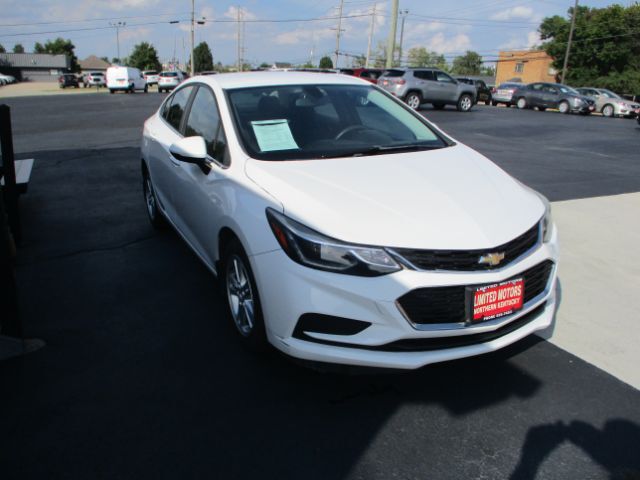 2017 Chevrolet Cruze LT Auto